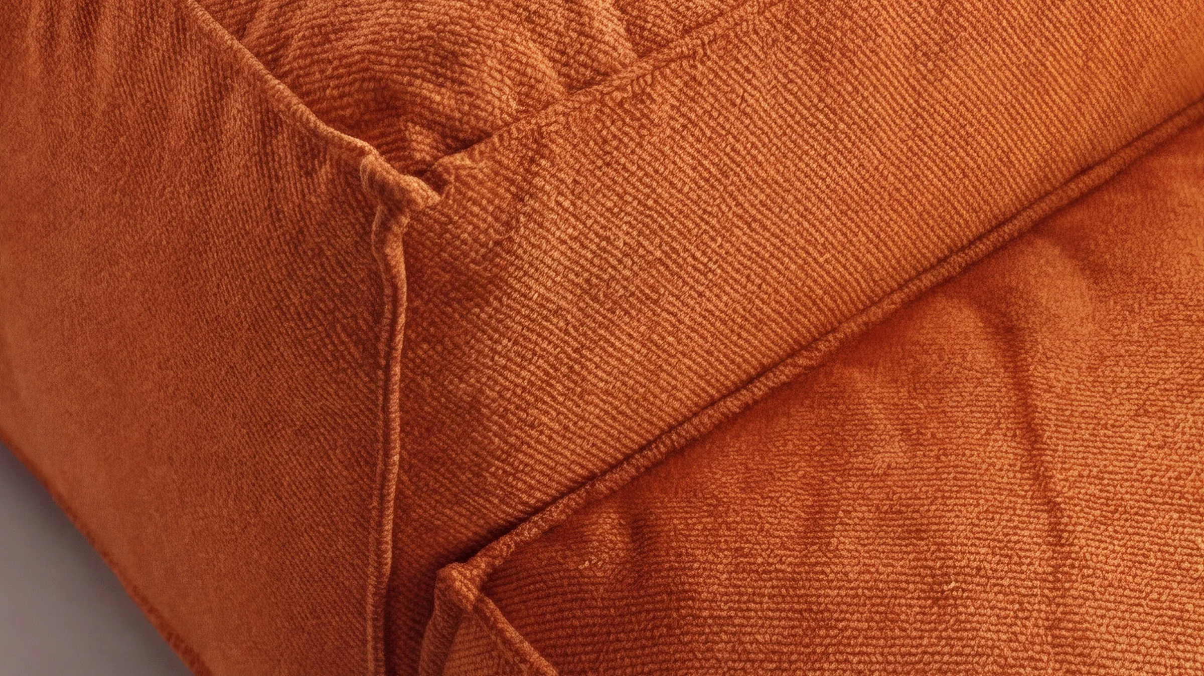 Module corner in terracotta, floor level